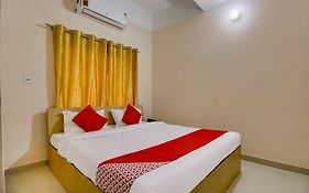 Oyo Flagship Town & Country Inn Dispur India